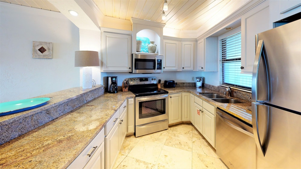 Beachside Towers at Sandestin by Gibson Beach Rentals - photo 110