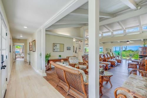 Anahola Beach House 6br — 4-Star Luxury Hotel in Anahola, United States