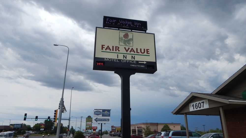 Fair Value Inn - photo 28
