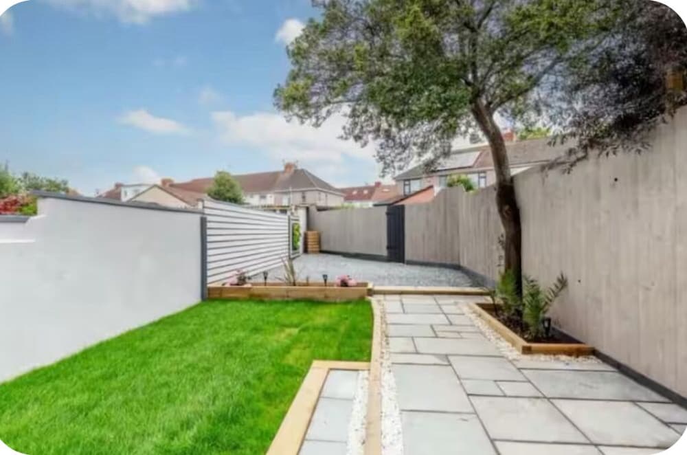 Stratos Realty in Bristol, United Kingdom