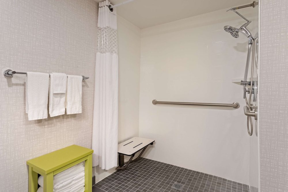 Hampton Inn & Suites Fort Myers Beach Sanibel Gateway - photo 29