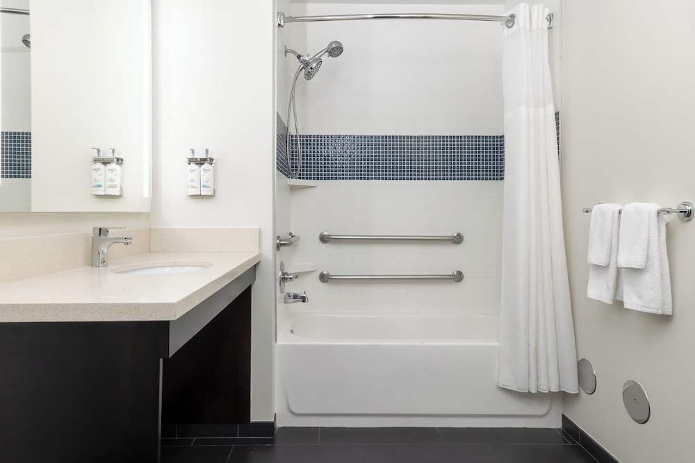 Staybridge Suites Sacramento Folsom by IHG - photo 23