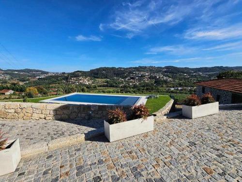 Quinta de Casal do Bairro Casa Grande — 4-Star Luxury Hotel in Guimaraes, Portugal