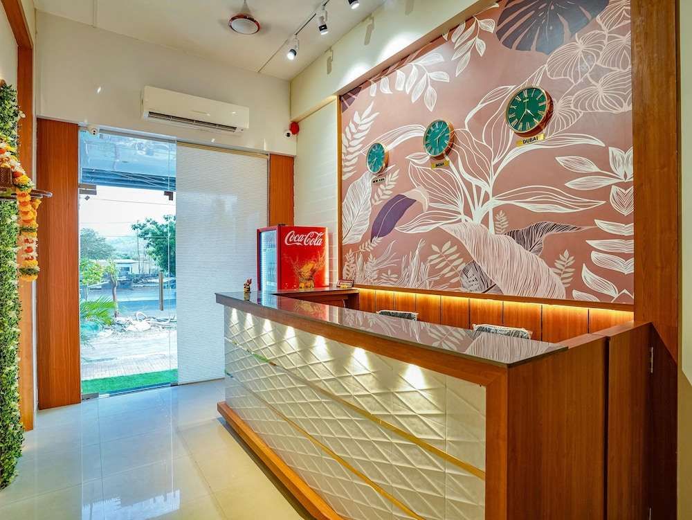 Hotel Supreme Inn — Thane — photo 4