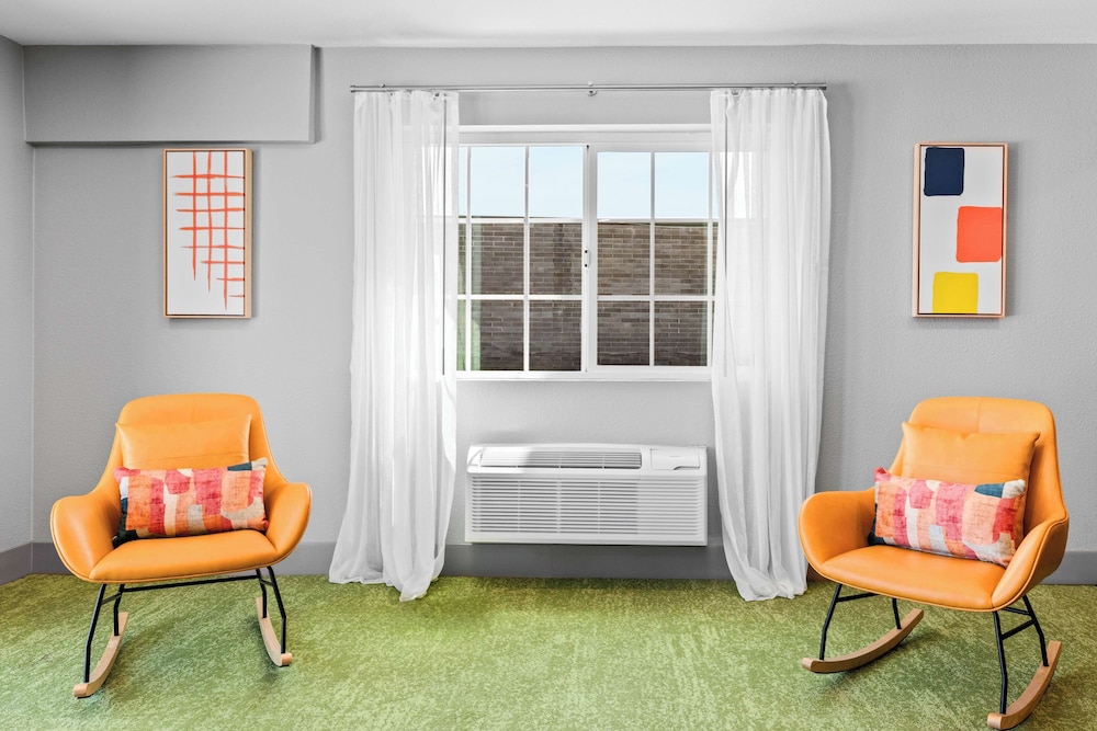 Spark by Hilton Modesto - photo 4