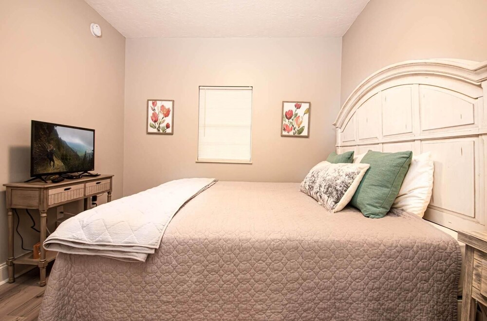 1504 Golf View Towers Above It All - photo 3