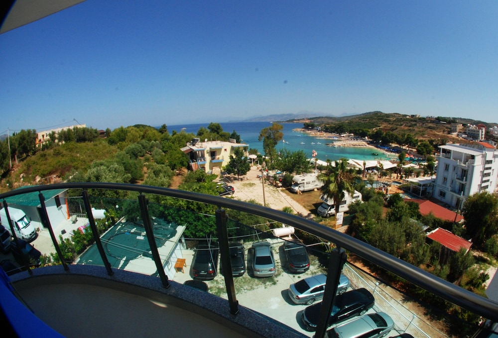 Hotel Anna — hotel in Ksamil