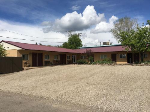 Norwood Inn - photo 18