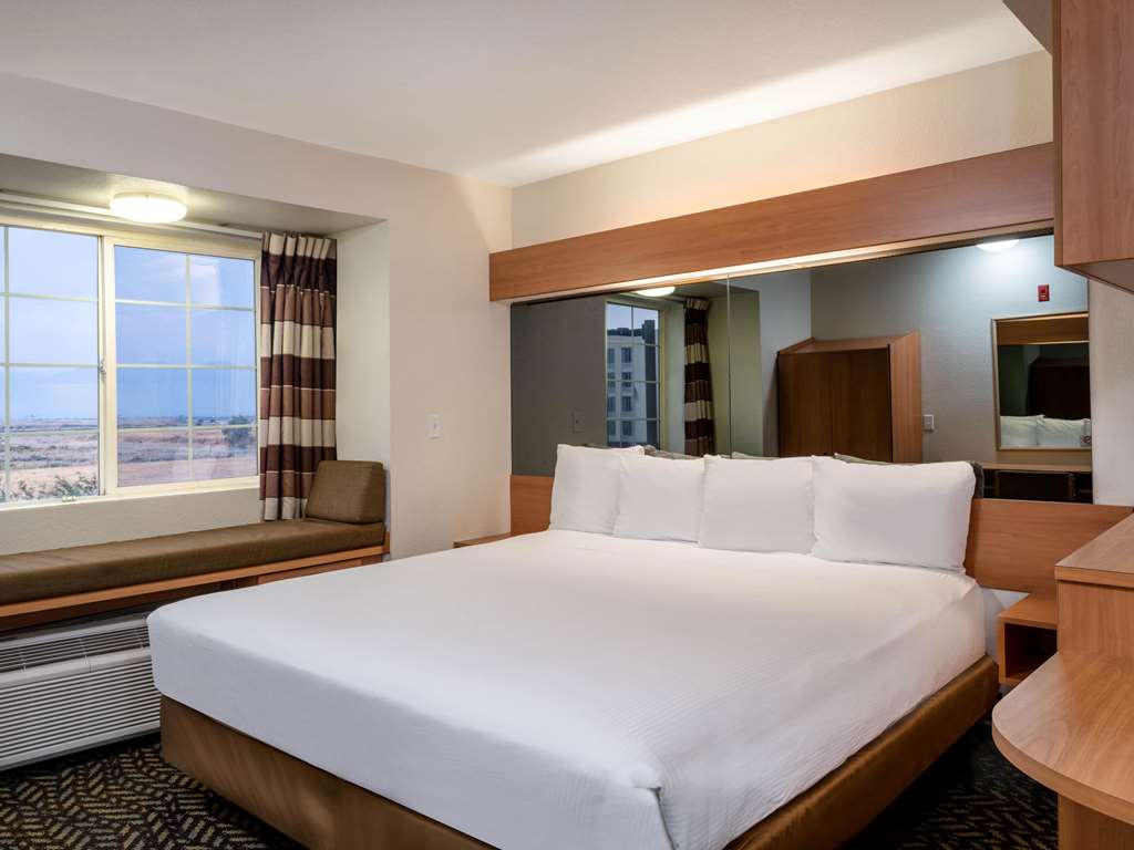 Microtel Inn & Suites by Wyndham Salt Lake City Airport - photo 35