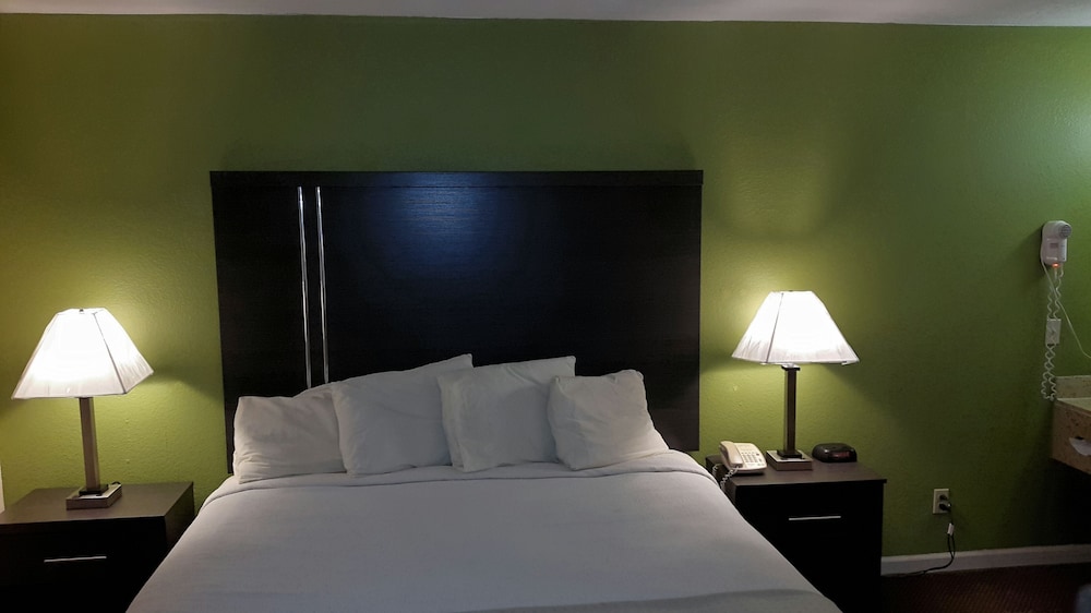 Mountain Valley Inn Dillard - photo 6