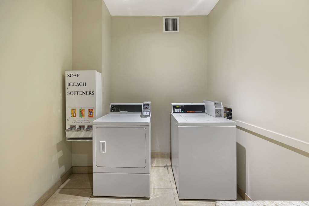 Best Western Plus Henderson Hotel - photo 35