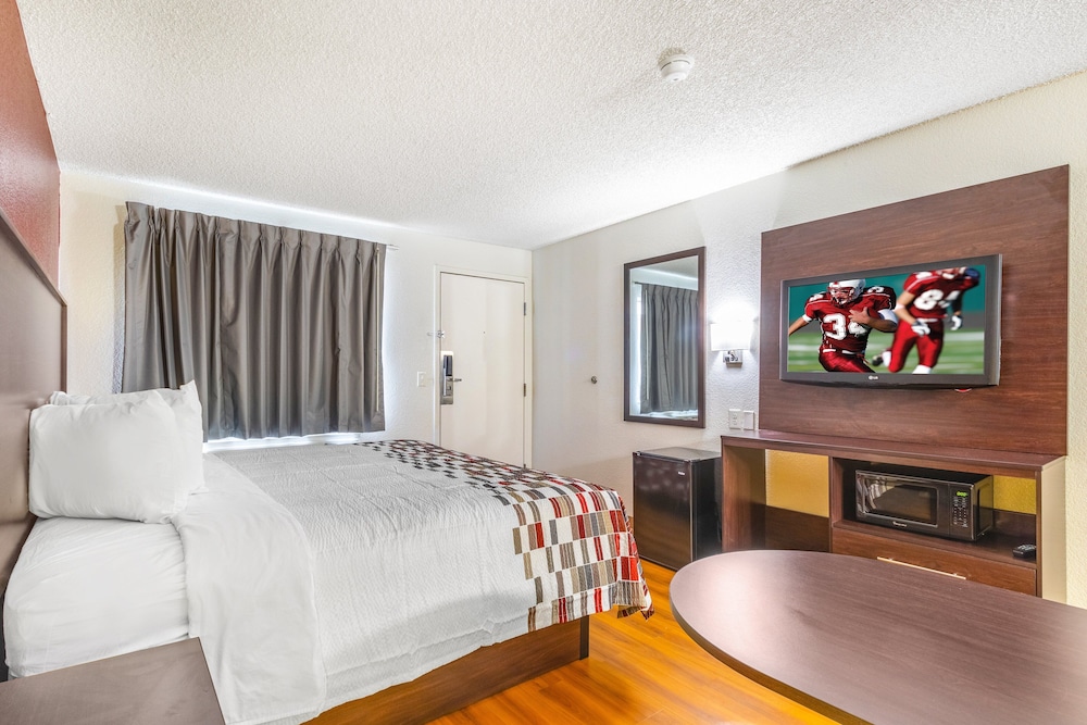 Red Roof Inn Phoenix Midtown - photo 9
