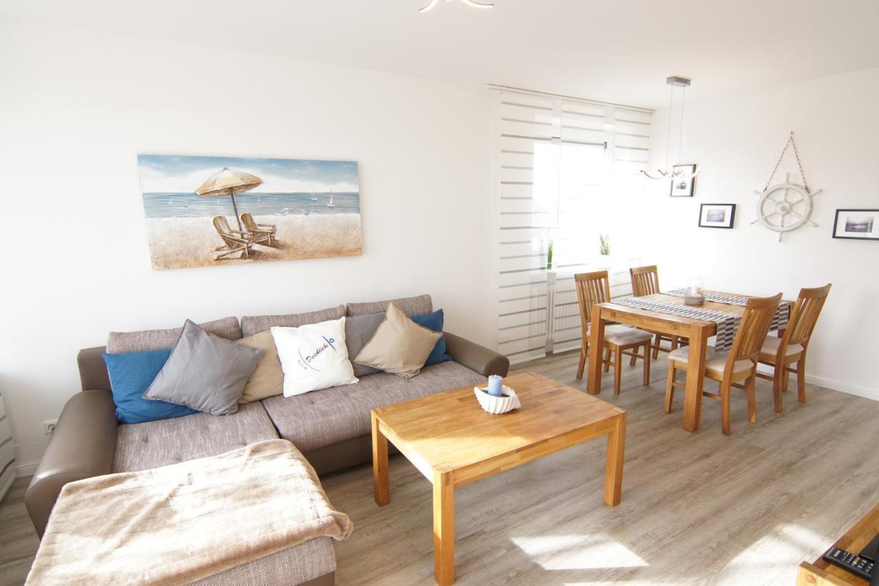 Deichliebe Steuerrad — 4-Star Luxury Hotel in Busum, Germany