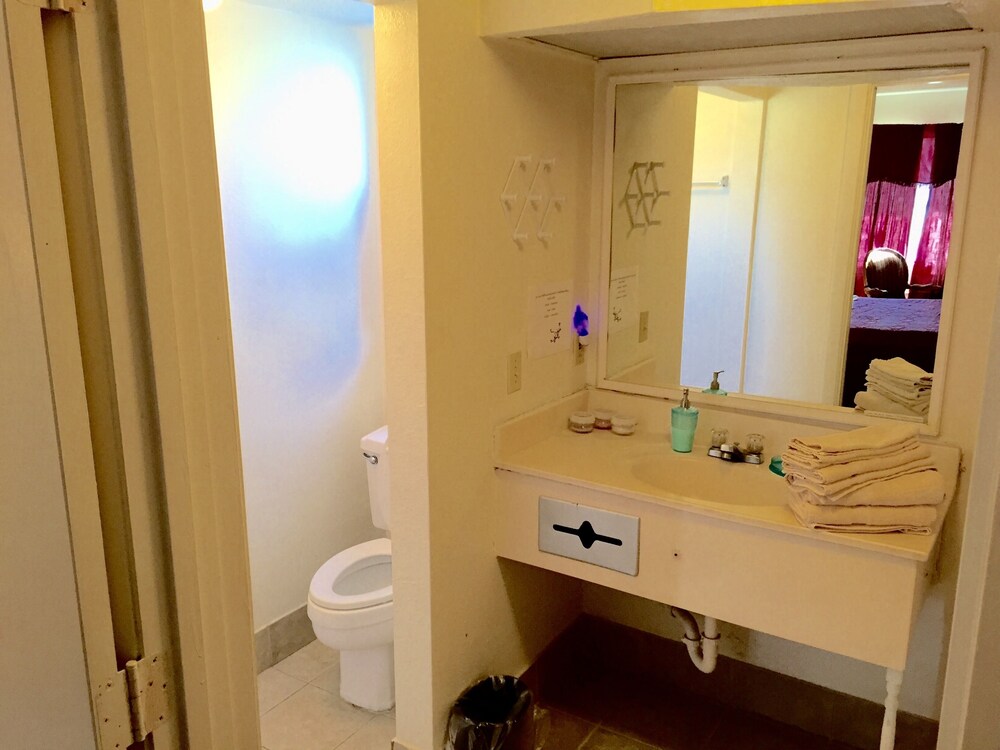 Jasmine Garden Inn - photo 40