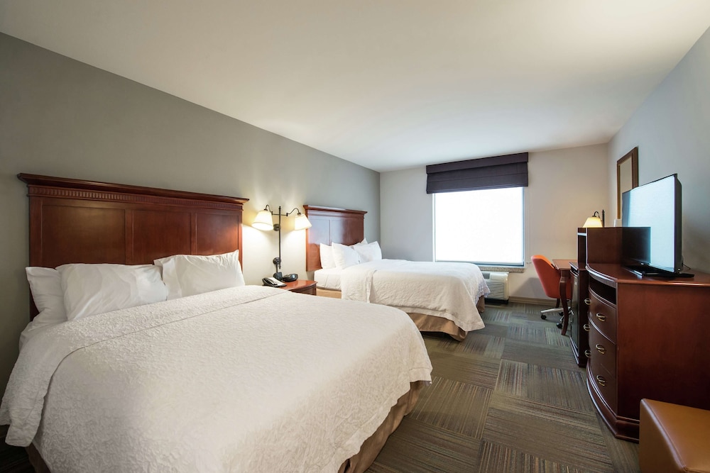 Hampton Inn & Suites Rifle - photo 22