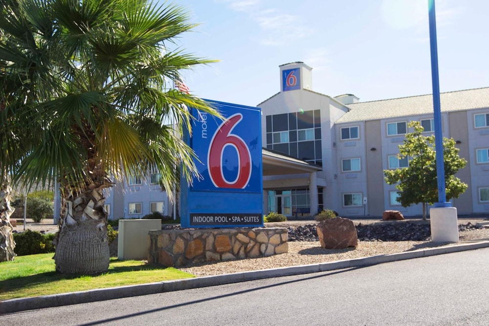 Motel 6 Las Cruces NM Telshor - photo 24