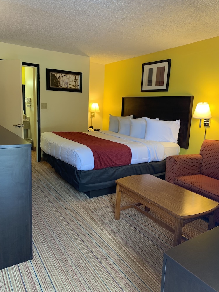 Americas Best Value Inn Fredericksburg N - photo 18