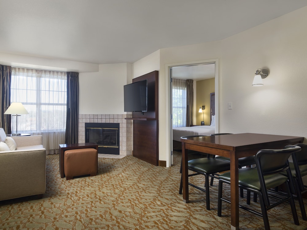 Homewood Suites by Hilton Newark Fremont - photo 18