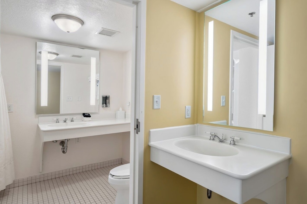 Oakwood Resort - photo 10