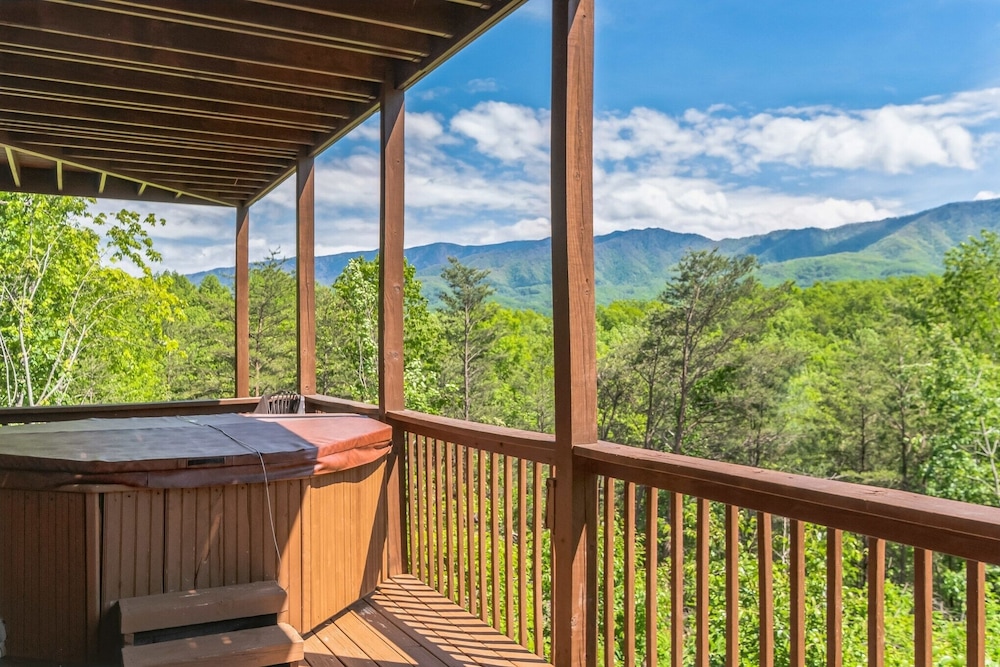 Heavenly Views Amazing Mountain Views 8 Bedroom Cabin by Heavenly Views Resort - photo 26