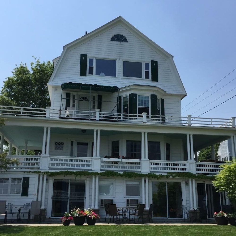 Marginal Way House Hotel - photo 58