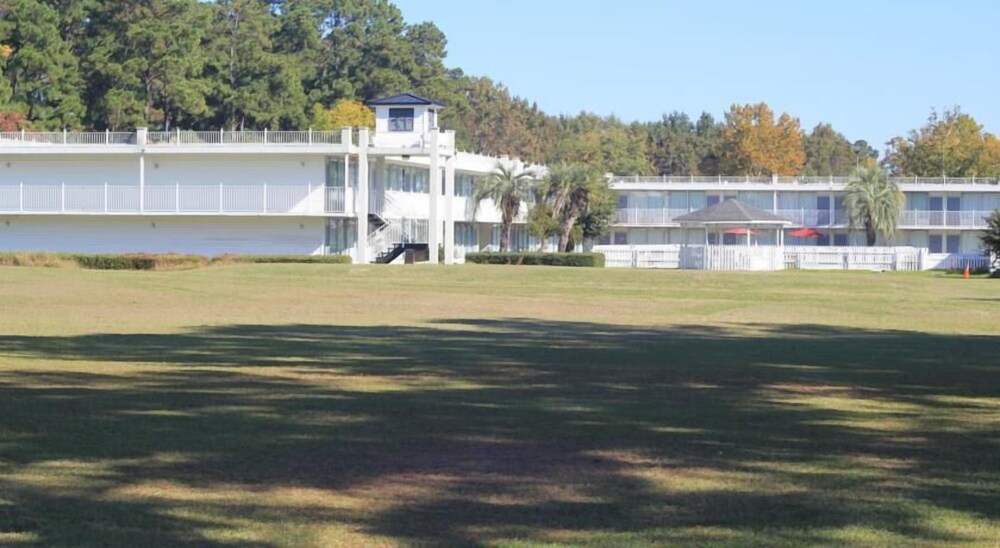 Palmetto Inn Florence - photo 11