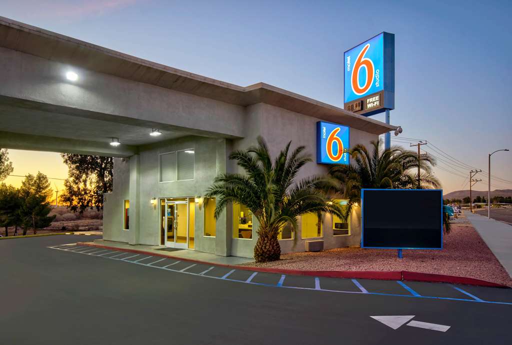 Motel 6 Victorville Desert Express - photo 2