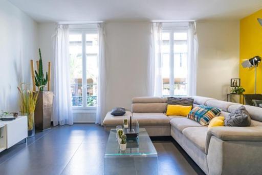 Super Appartement Au Cœur de Nice Bonnes Vacances — 4-Star Luxury Hotel in Nice, France