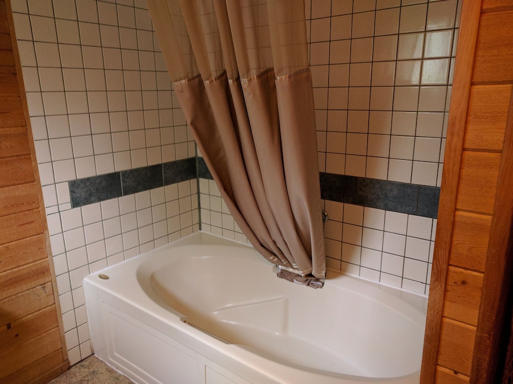 Emerald Forest Cabins - photo 126