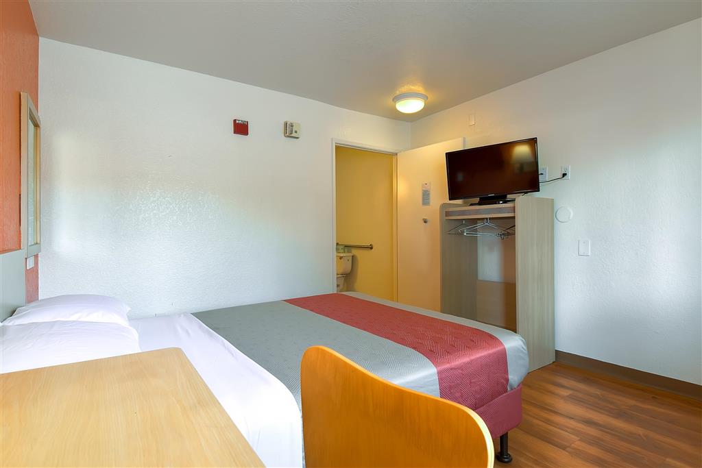 Motel 6 Westminster South Long Beach - photo 11