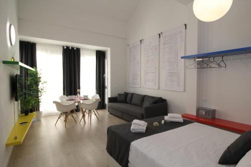 Apartamentos Romero Luna — 4-Star Luxury Hotel in Malaga, Spain