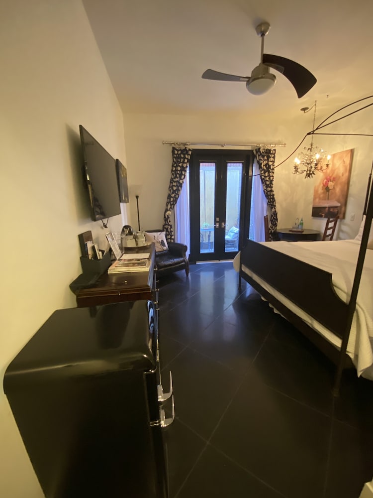 Bespoke Inn Scottsdale - photo 12