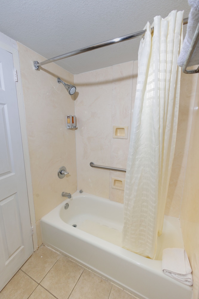 Garnet Inn & Suites Orlando - photo 91