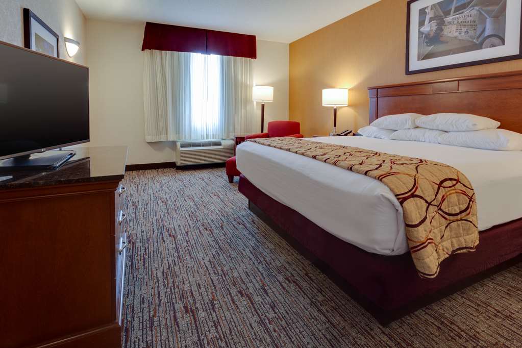 Drury Inn & Suites St. Louis Forest Park - photo 11