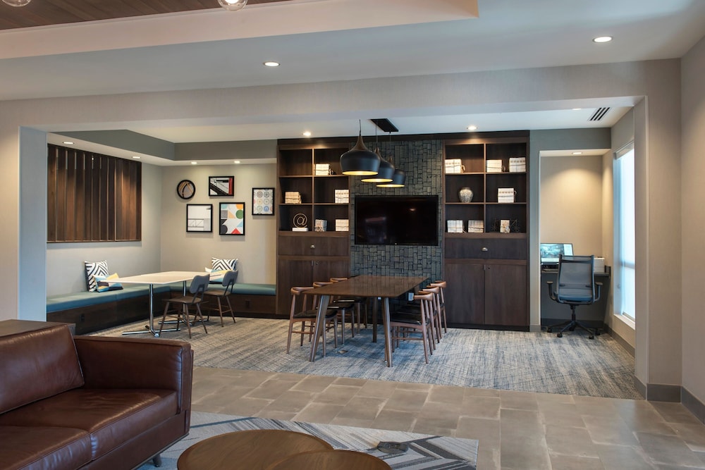 Four Points by Sheraton Albany - photo 33