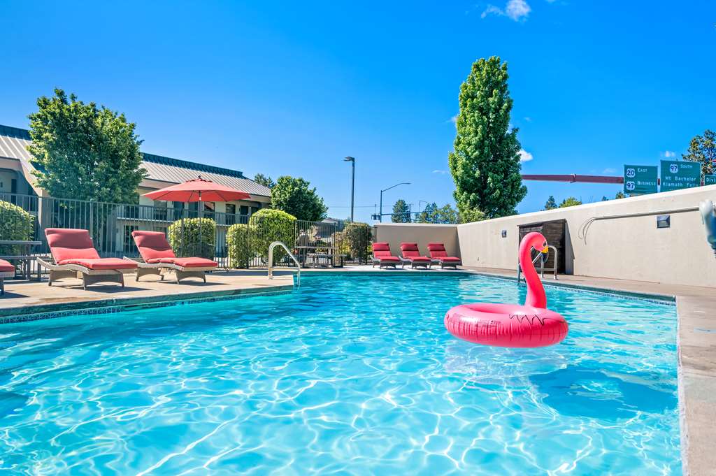 Red Lion Inn & Suites Deschutes River Bend - photo 40