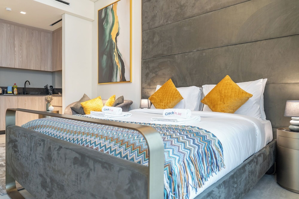 Czechin Modern Studio JVC — 4-Star Luxury Hotel in Dubai, United Arab Emirates