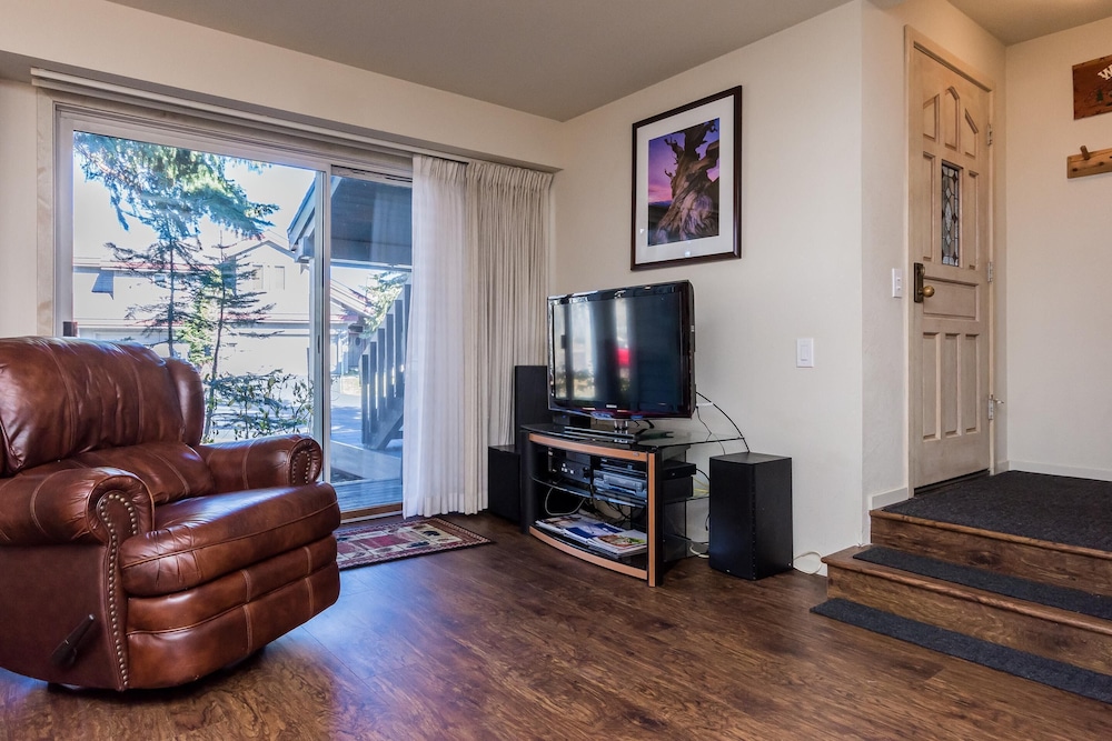 Snowcreek 613 Phase IV - photo 15