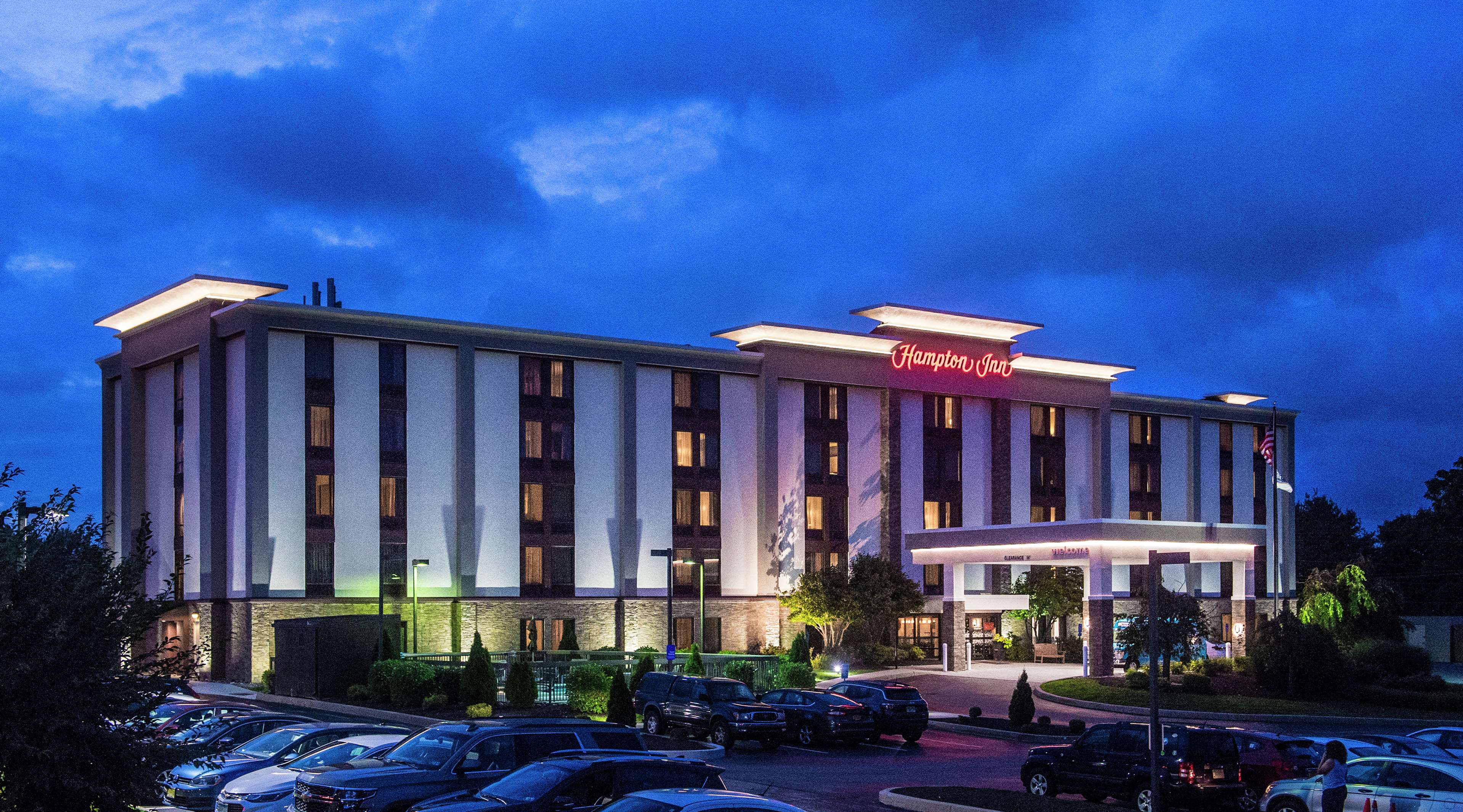 Hampton Inn Philadelphia Great Valley Malvern - photo 2