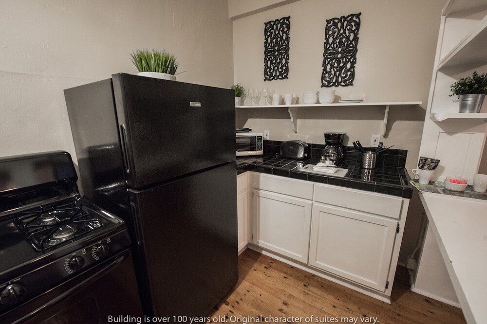 Ellison Suites - photo 45