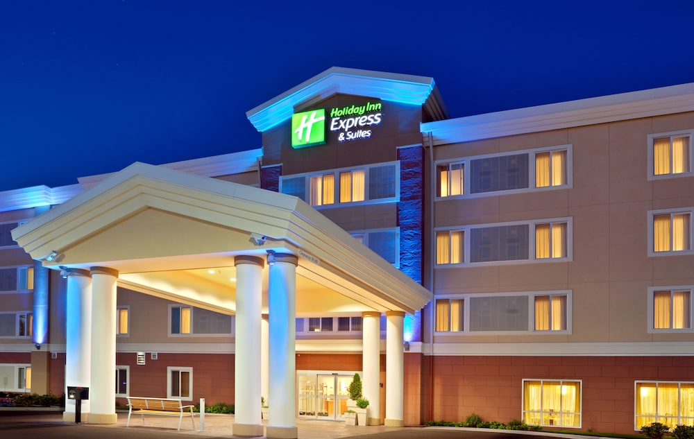 Holiday Inn Express Chehalis Centralia by IHG - photo 39