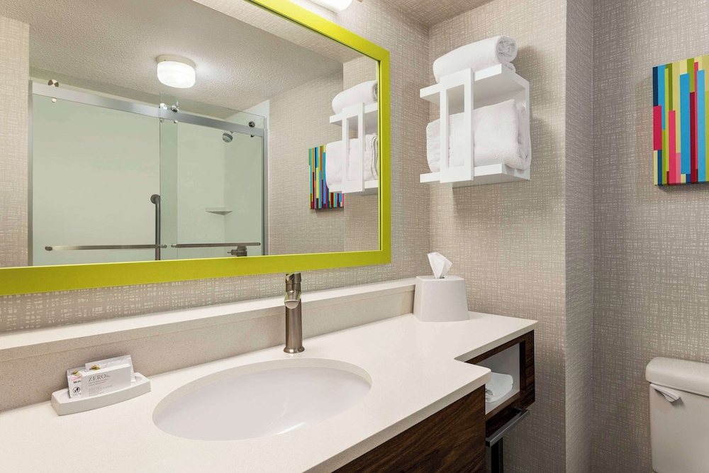 Hampton Inn & Suites Springfield MO - photo 21