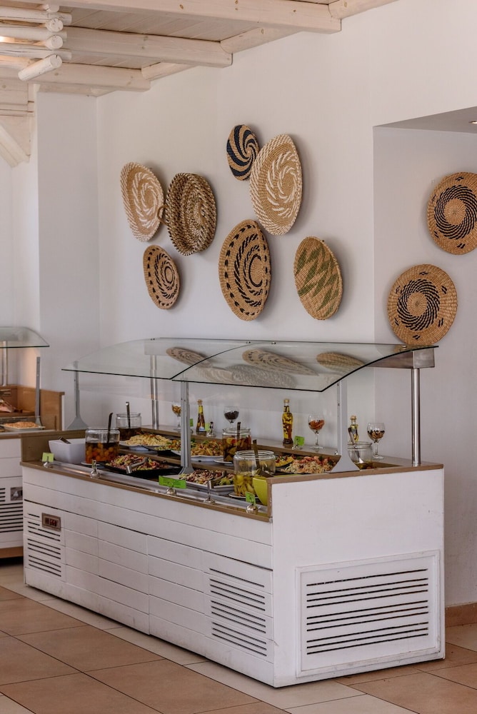 מזון ומשקאות