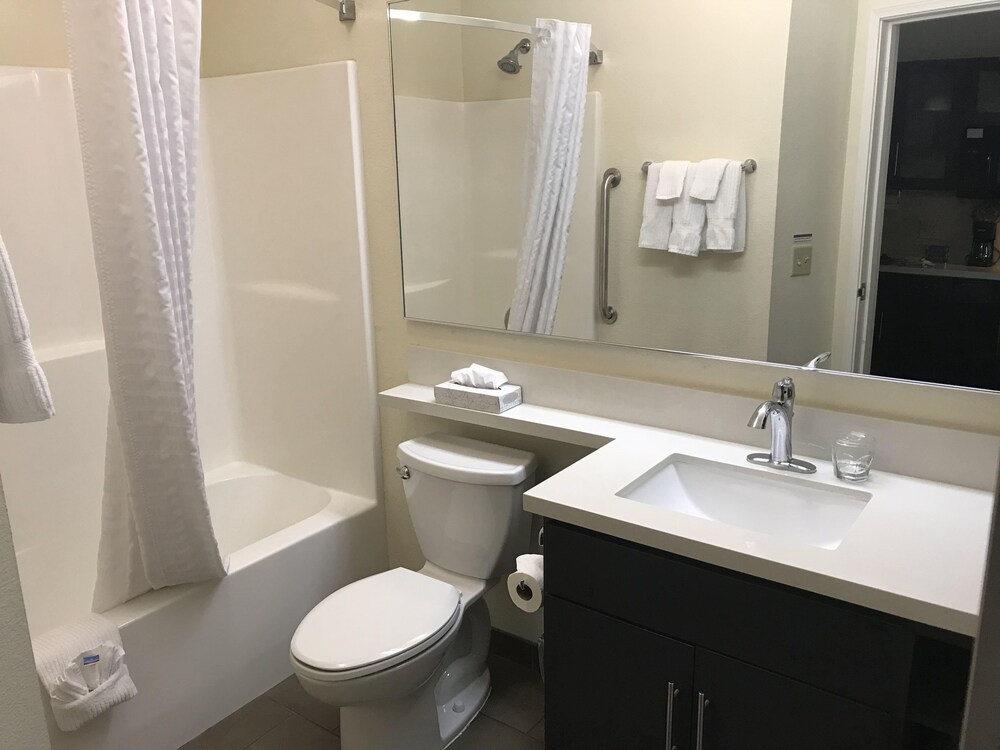 Candlewood Suites St Joseph - photo 12