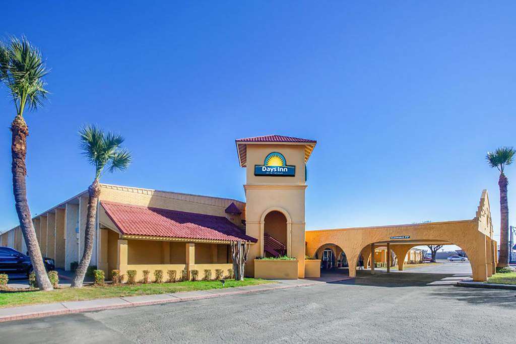 Days Inn by Wyndham Del Rio - photo 2