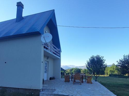 Vila Paramida — Savnik — photo 5
