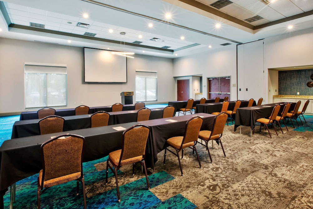 Hilton Garden Inn Dayton Beavercreek - photo 41