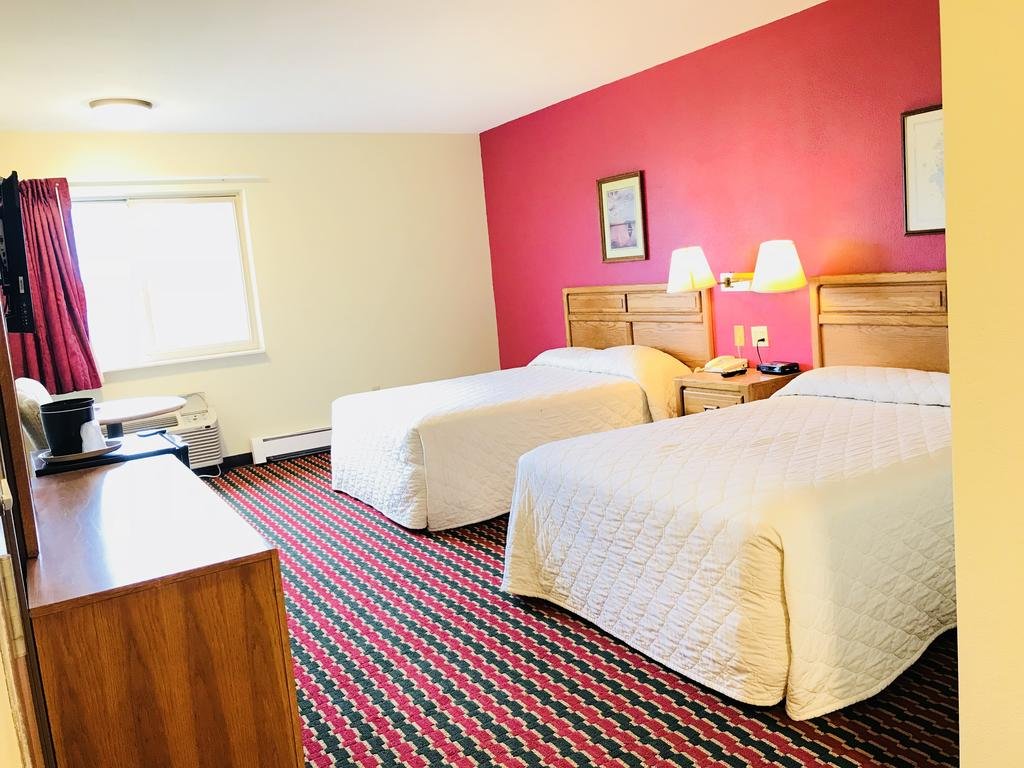 OYO Hotel Chesaning Route 52 & Hwy 57 — hotel in Saginaw