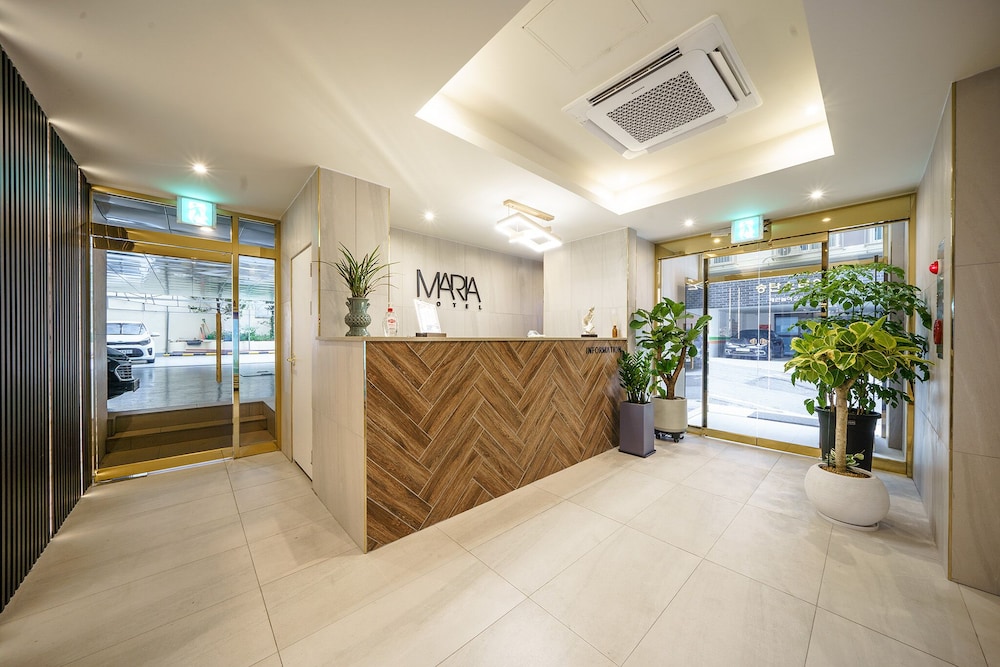 Hotel Maria - carbon neutral hotel in Osan