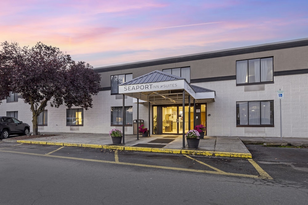 Seaport Inn and Suites - featured photo